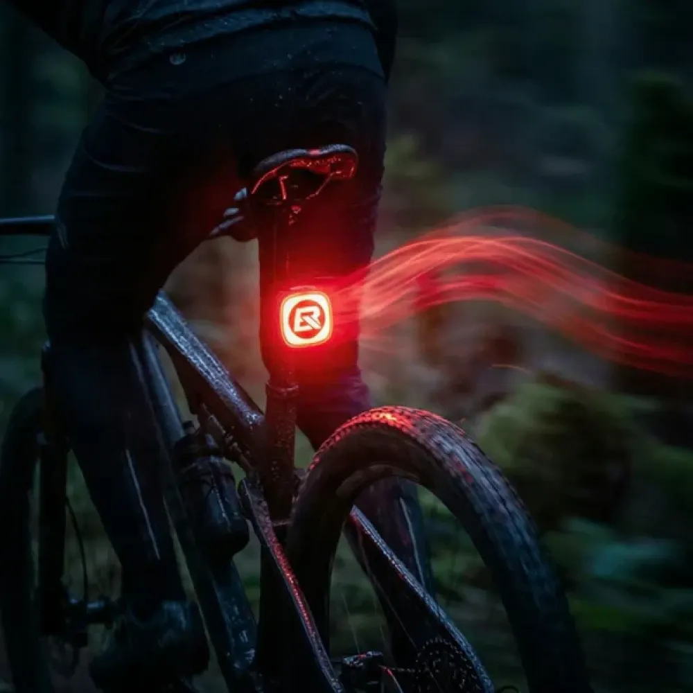 Q2MAX Emoji LED Smart Bike Tail Light